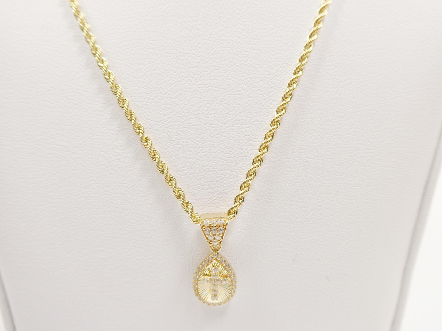 10k real solid yellow gold cross pendent and rope necklace