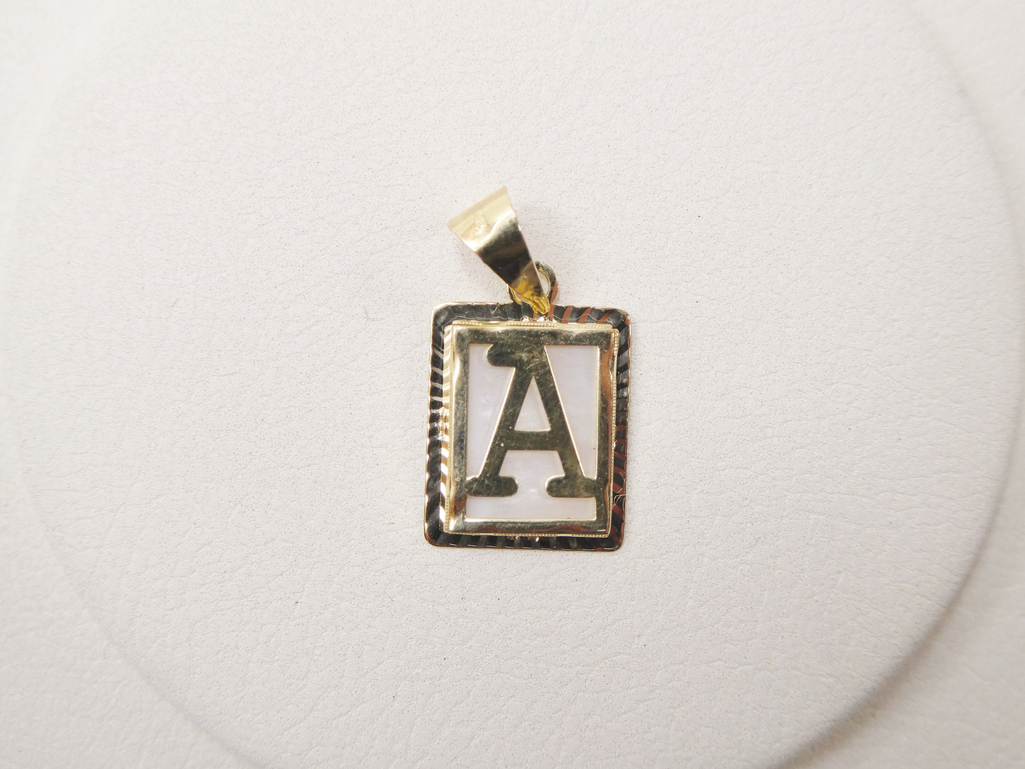 10k real solid yellow gold mother of pearl initial alphabet pendent charm