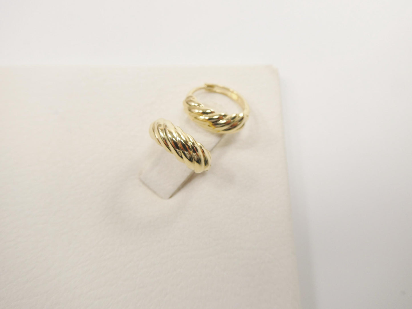 real 10k solid yellow gold designer hoop huggie earring