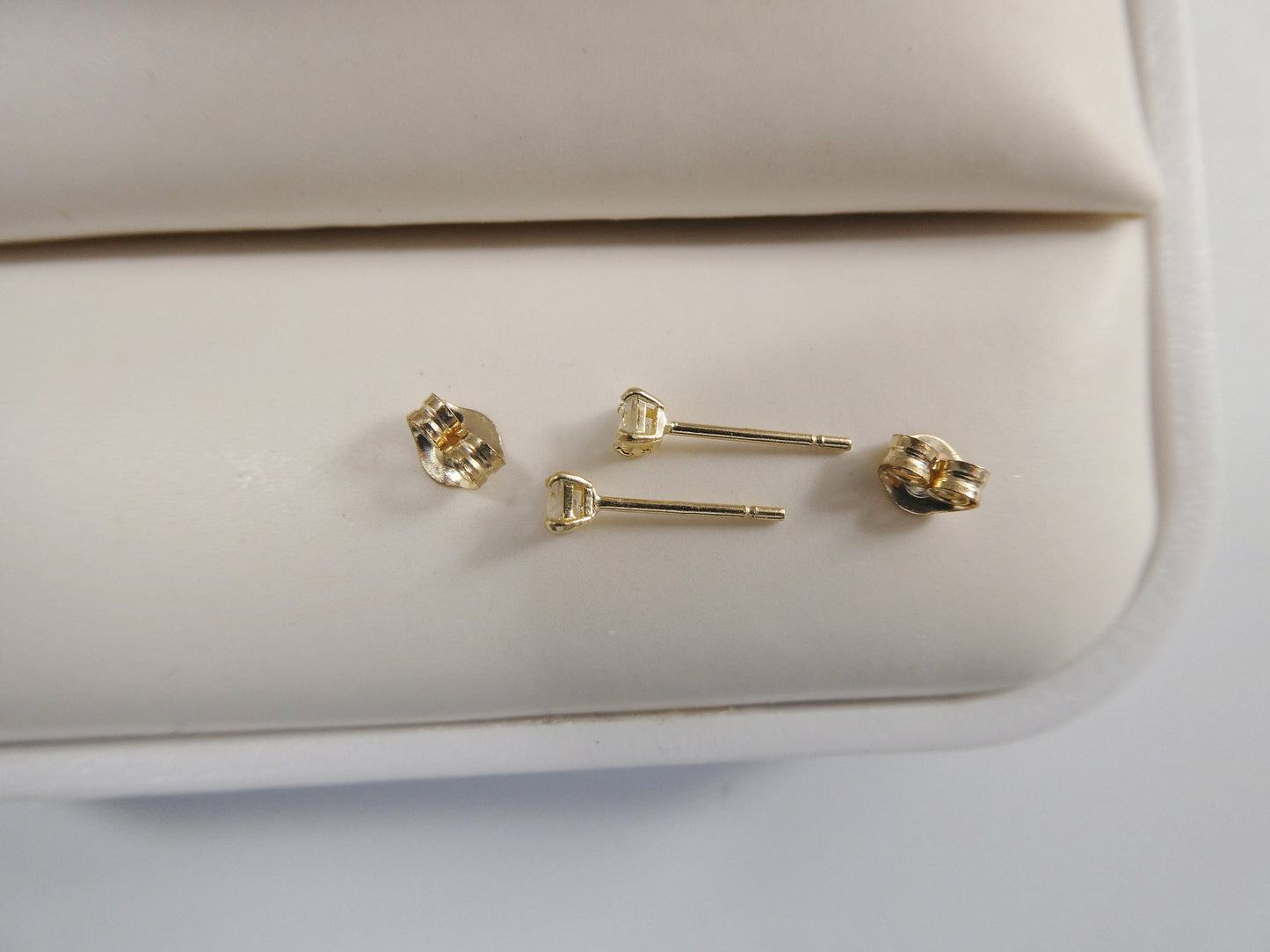 10k real solid yellow gold push post pair 2MM square nose earring