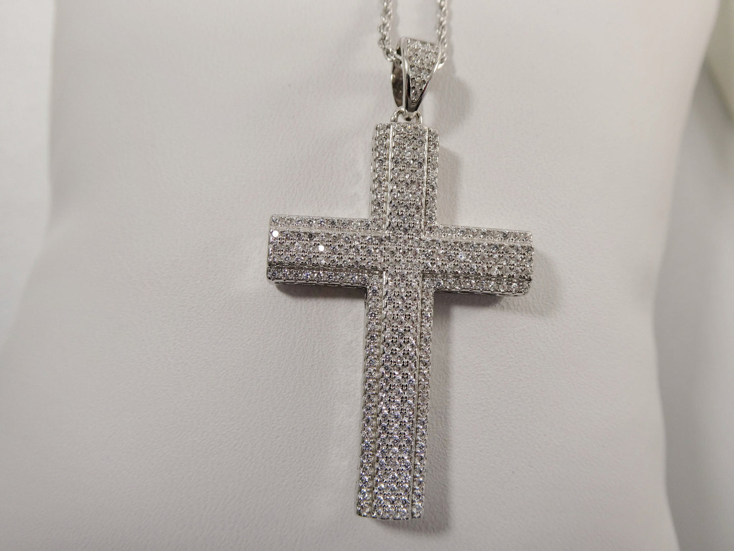 real 925 sterling silver 14k yellow / silver color 18 inch robe chain and cross pendent