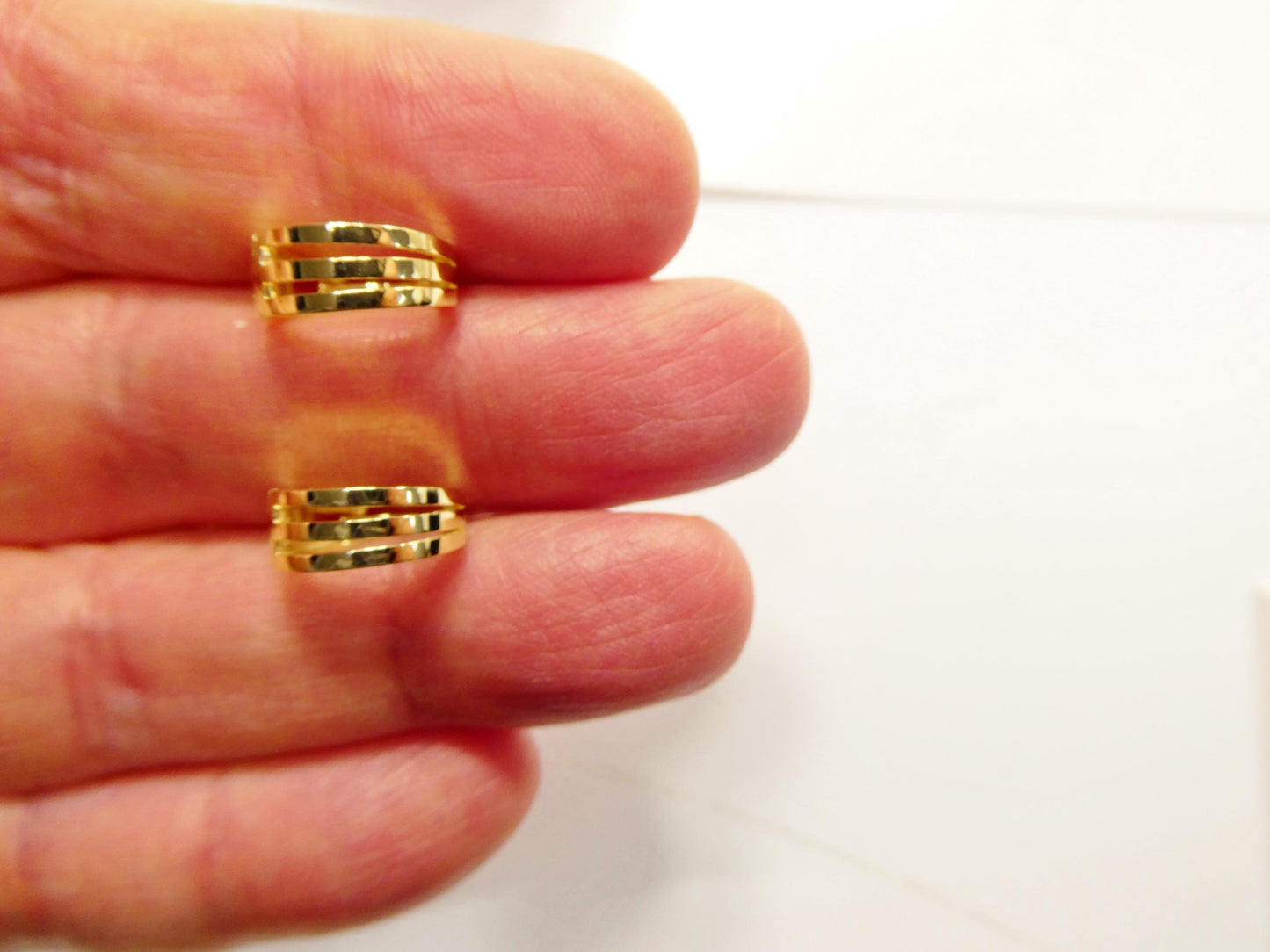 real 10k solid yellow gold designer high polish hoop huggie earrings