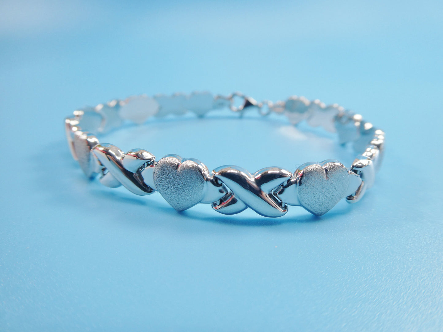 14k white gold color tone set necklace and bracelet xo heart satin finish over real 925 sterling silver