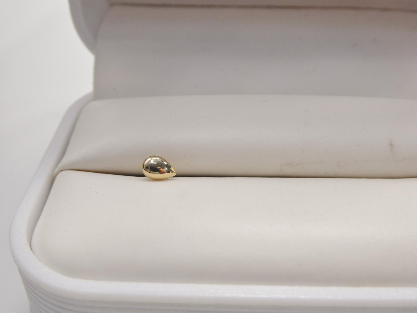 14k real solid yellow gold teardrop stud nose ring