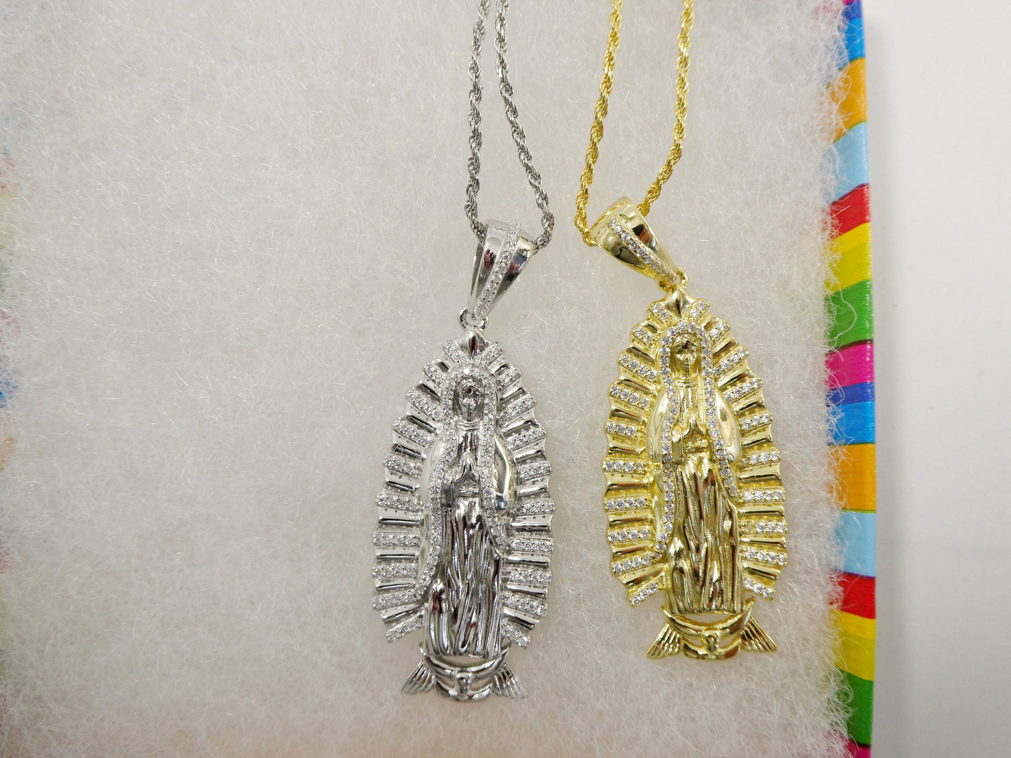 real 925 sterling silver 14k yellow / silver color 18 inch robe chain and Guadalupe virgin pendent