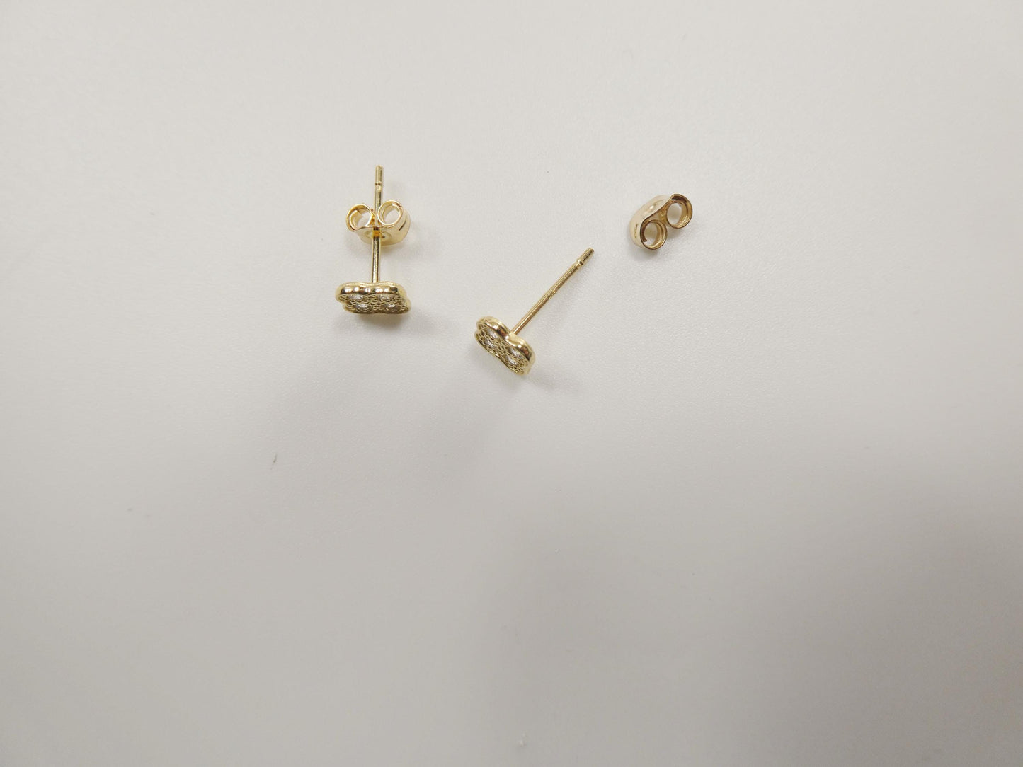 real 10k solid yellow gold small flower push post stud earrings