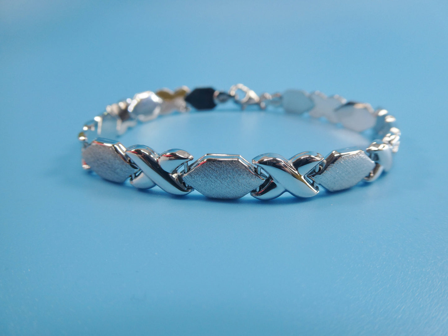 14k white gold color tone set necklace and bracelet xoxo satin finish over real 925 sterling silver