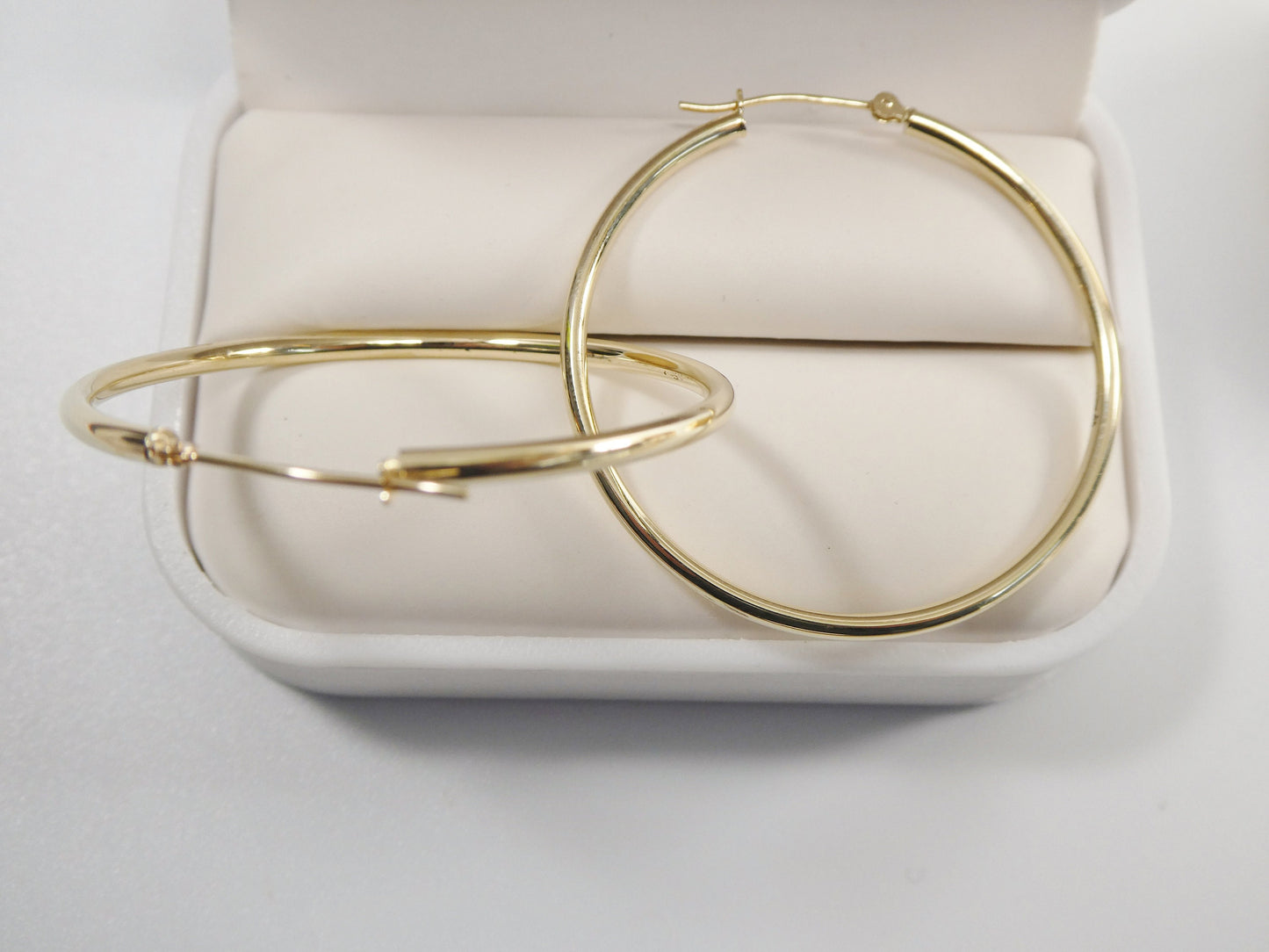 14K real solid yellow gold 2mm / 40mm round hoop earring snap closure high polish finish
