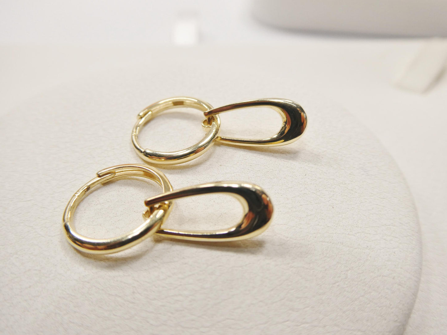 real 10k solid yellow gold paperclip dropping earrings