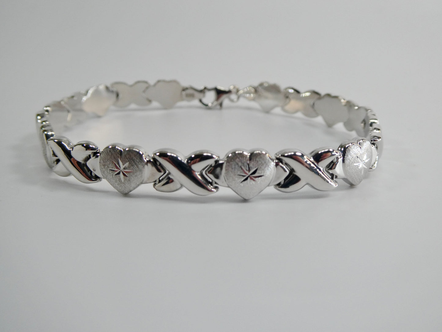 8 inch xoxo heart stampato bracelet 14k white gold color finish over real 925 sterling silver