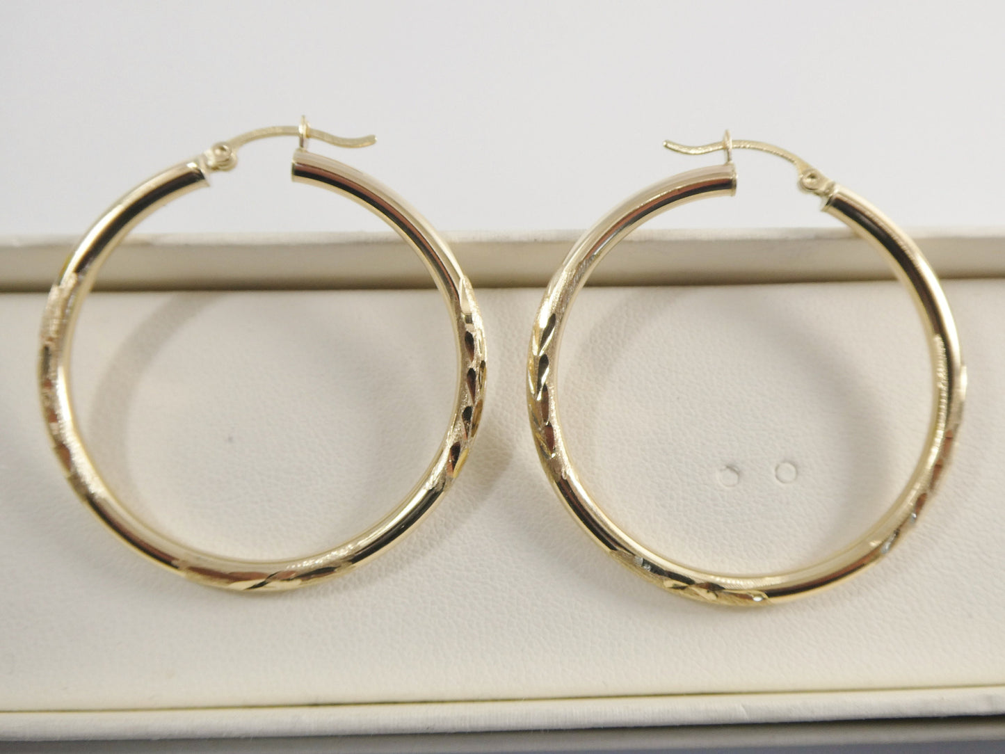 10k real solid yellow gold diomond cut hoop earring
