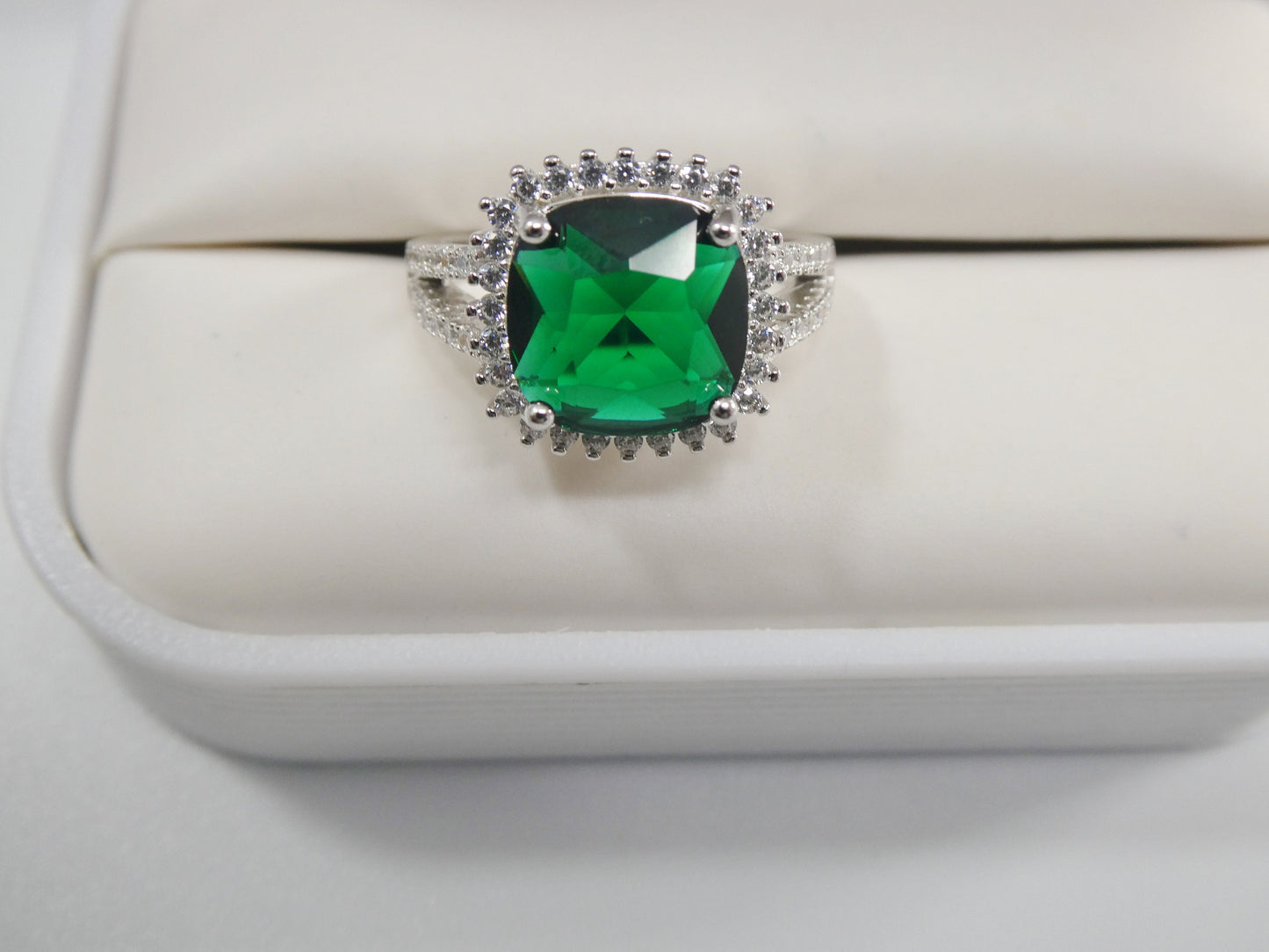 real 925 sterling silver may emerald color stone ladies ring