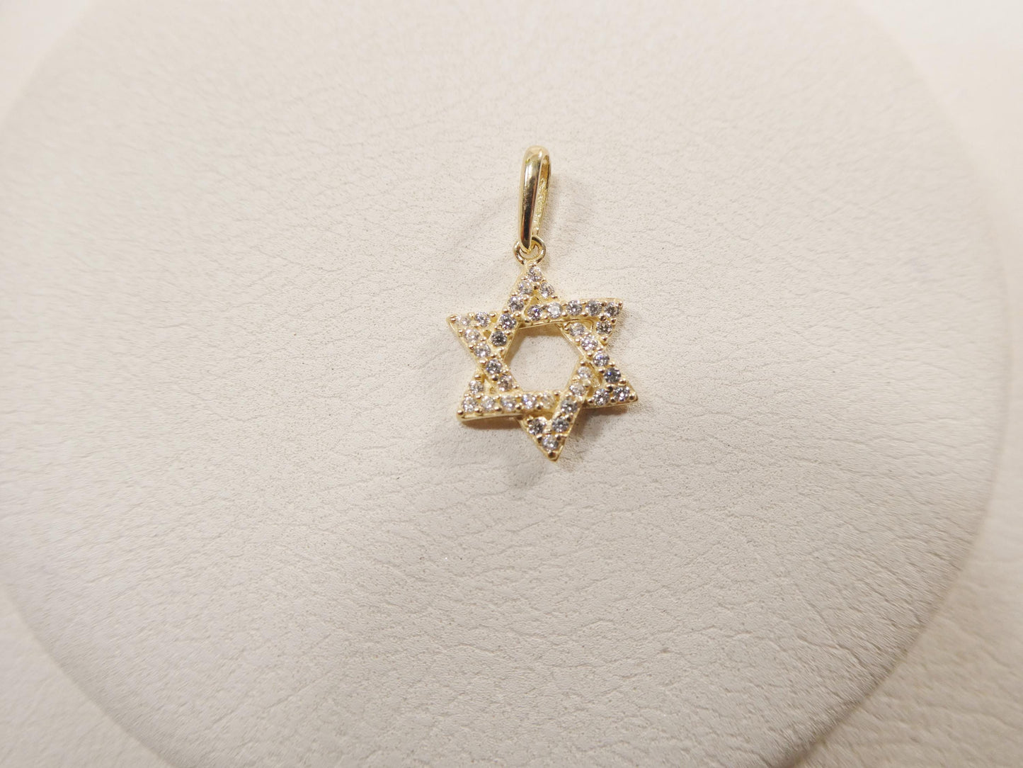 14k real solid yellow gold star David pendent and rope necklace
