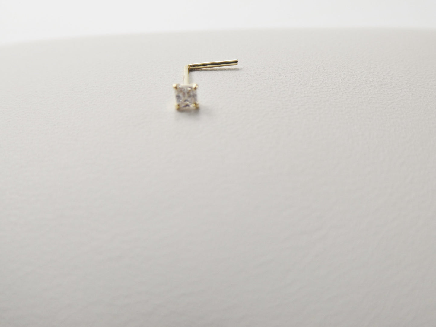 14k real solid yellow gold L SHAPE 2mm square stone stud nose ring