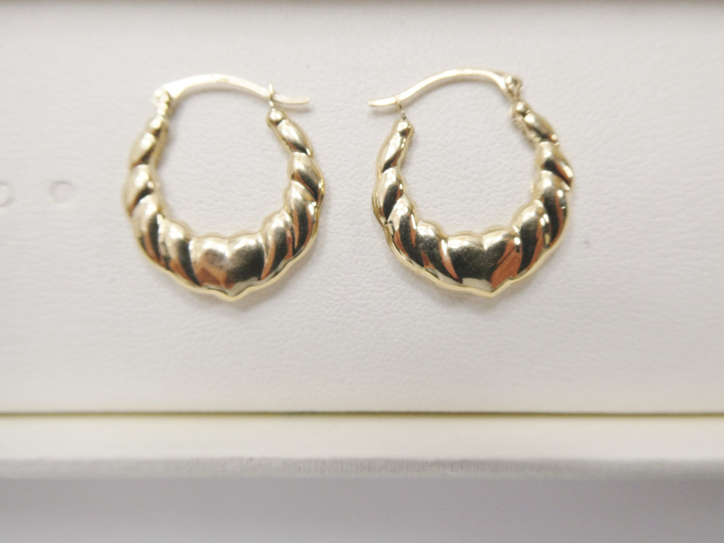14k real solid yellow gold small heart hoop design earrings