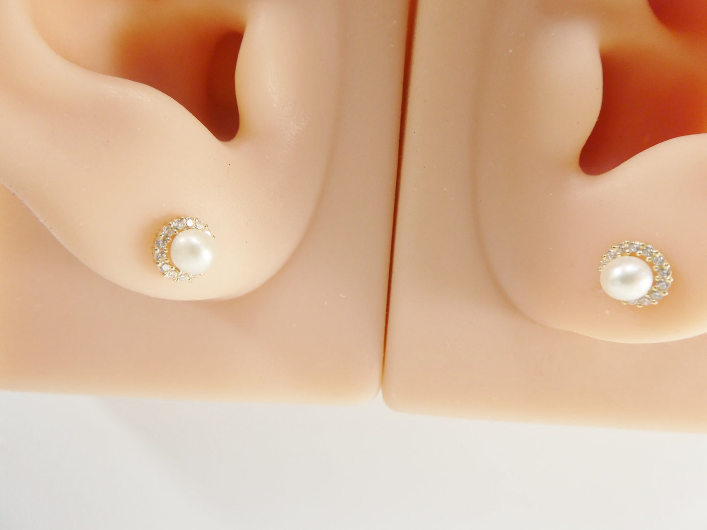 real 10k solid yellow gold freshwater cultured pearl screw back stud earrings