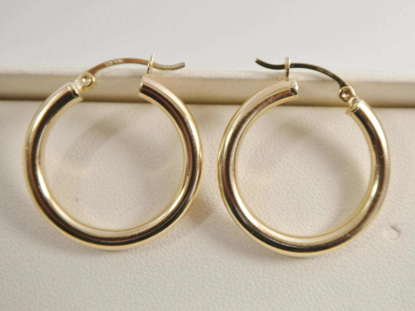 real 10k solid yellow gold plain high polish 25mm hoop huggie earrings