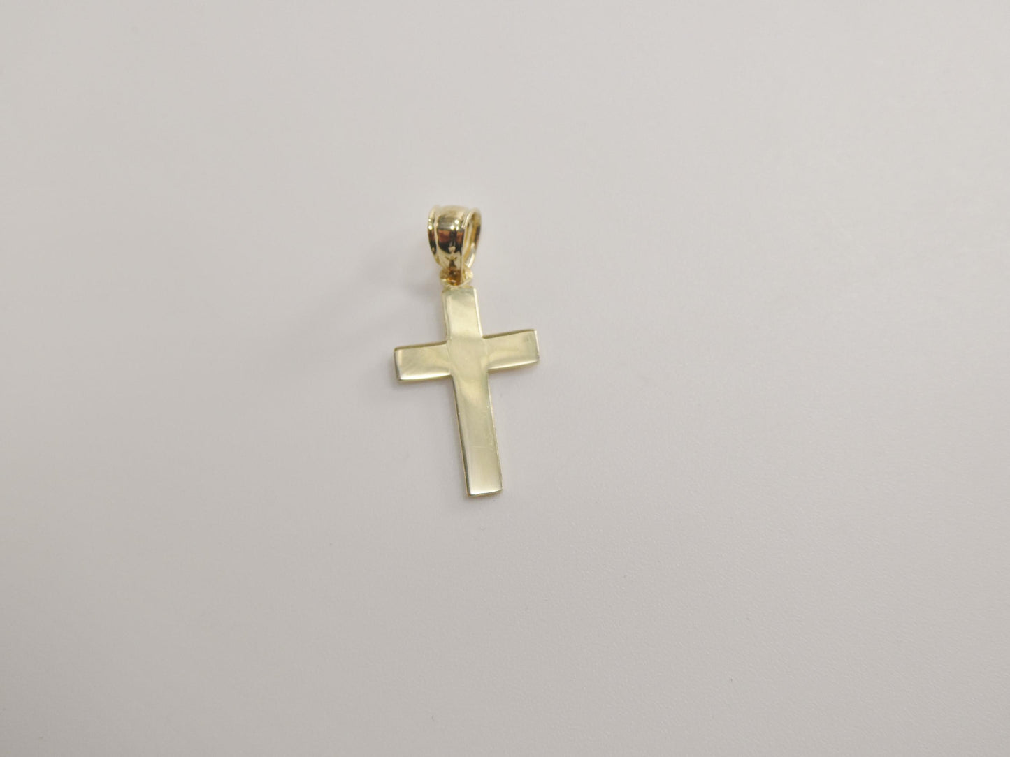 10k Yellow Gold Singapore Chain & Cross Pendant Necklace: 16 inch