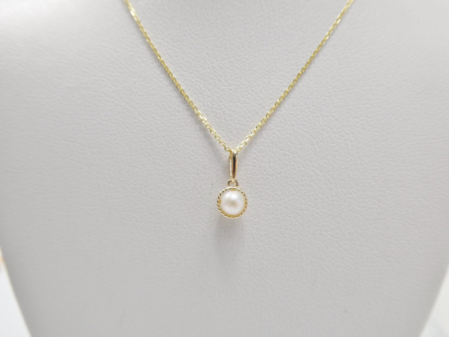 14k real solid yellow gold freshwater pearl pendent and cable necklace