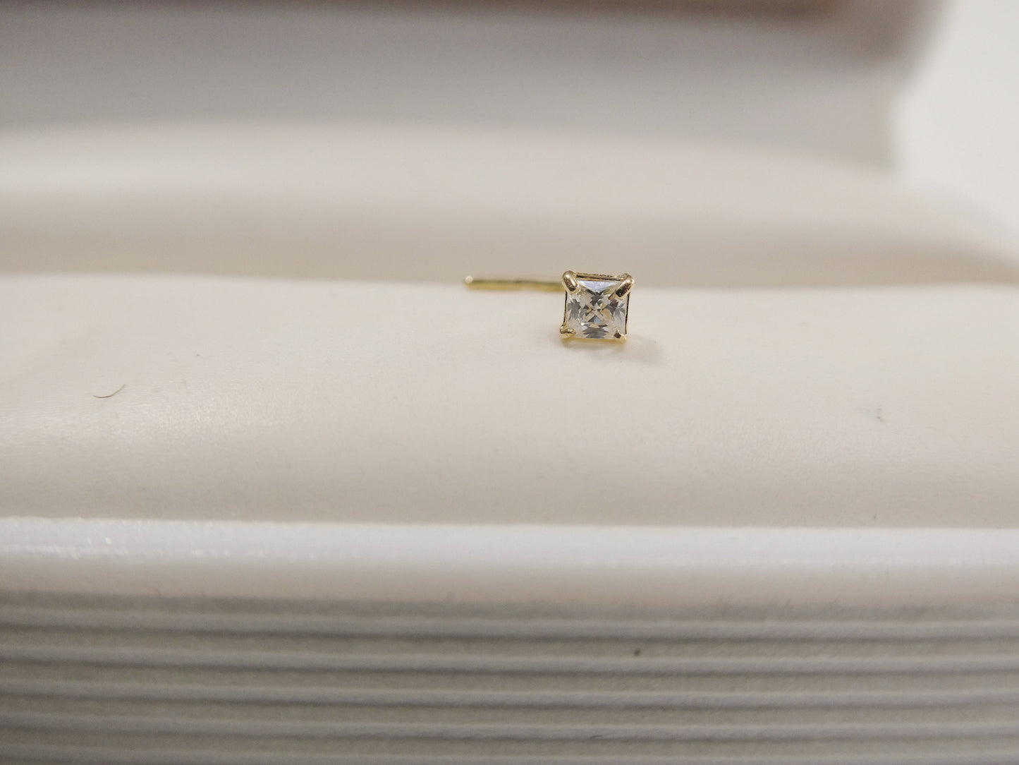 14k real solid yellow gold L SHAPE 2mm square stone stud nose ring