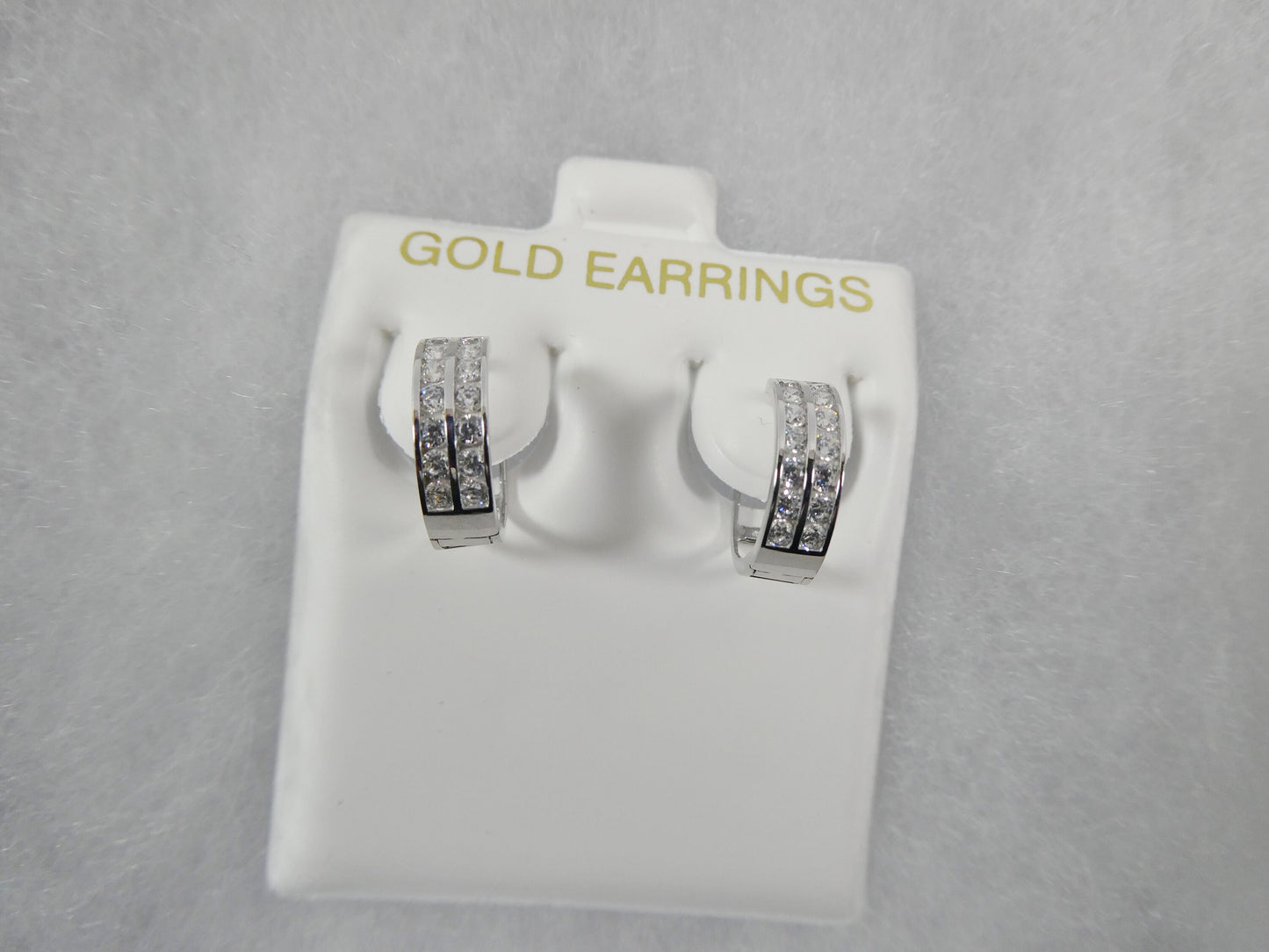 real 10k solid yellow gold 2 line prong setting small huggie hoop earring