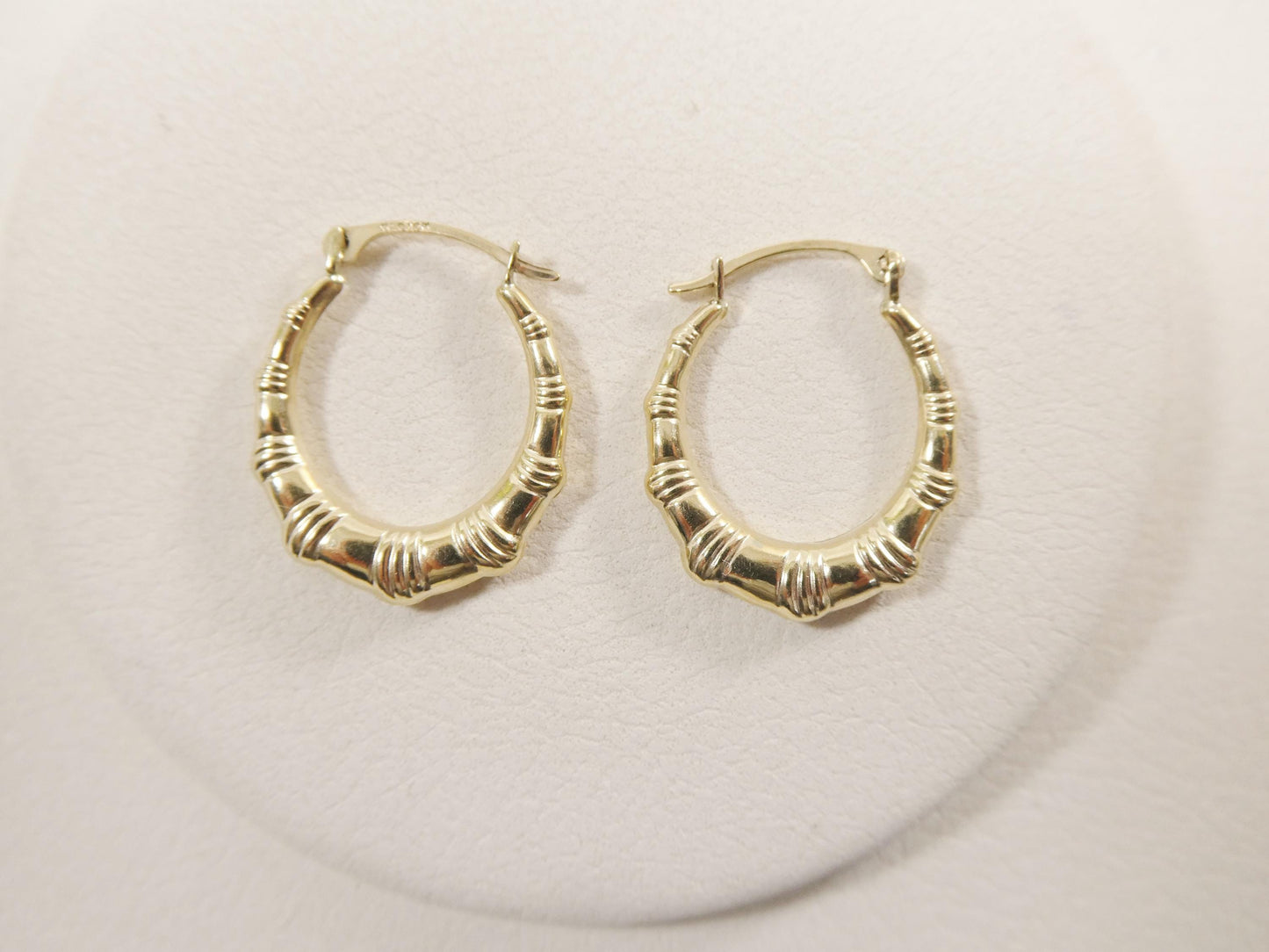 10k real solid yellow gold 18MM classic design hoop earring