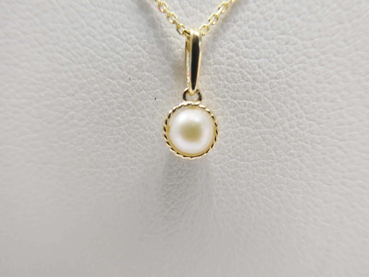 14k real solid yellow gold freshwater pearl pendent and cable necklace