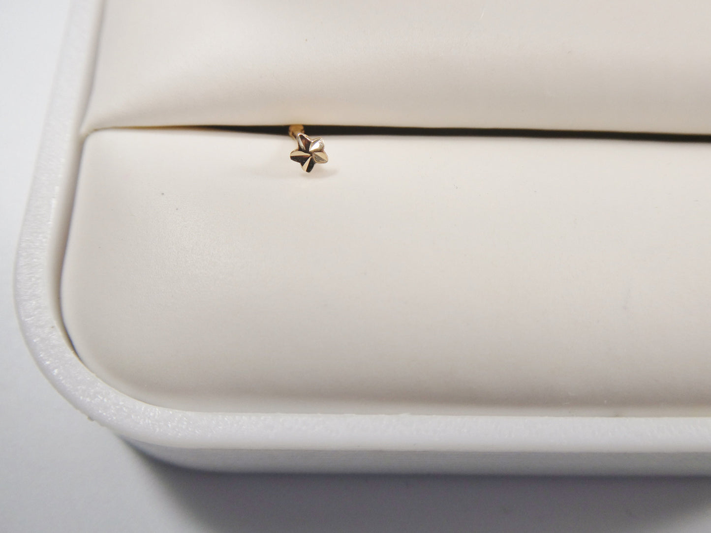 14k real solid yellow gold star nose stud ring