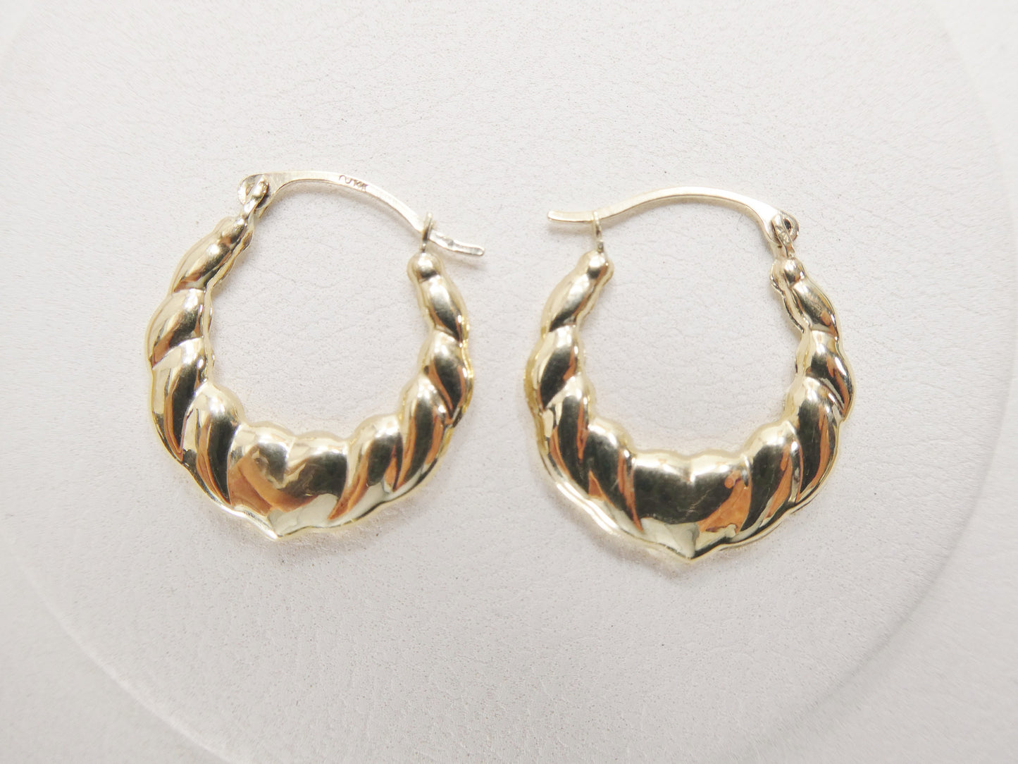 14k real solid yellow gold small heart hoop design earrings