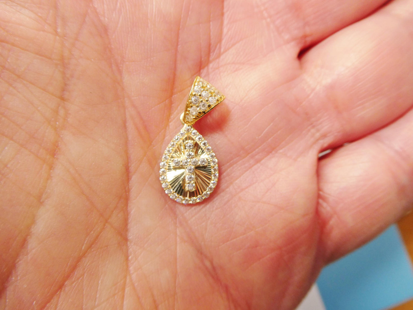 10k real solid yellow gold cross pendent and rope necklace