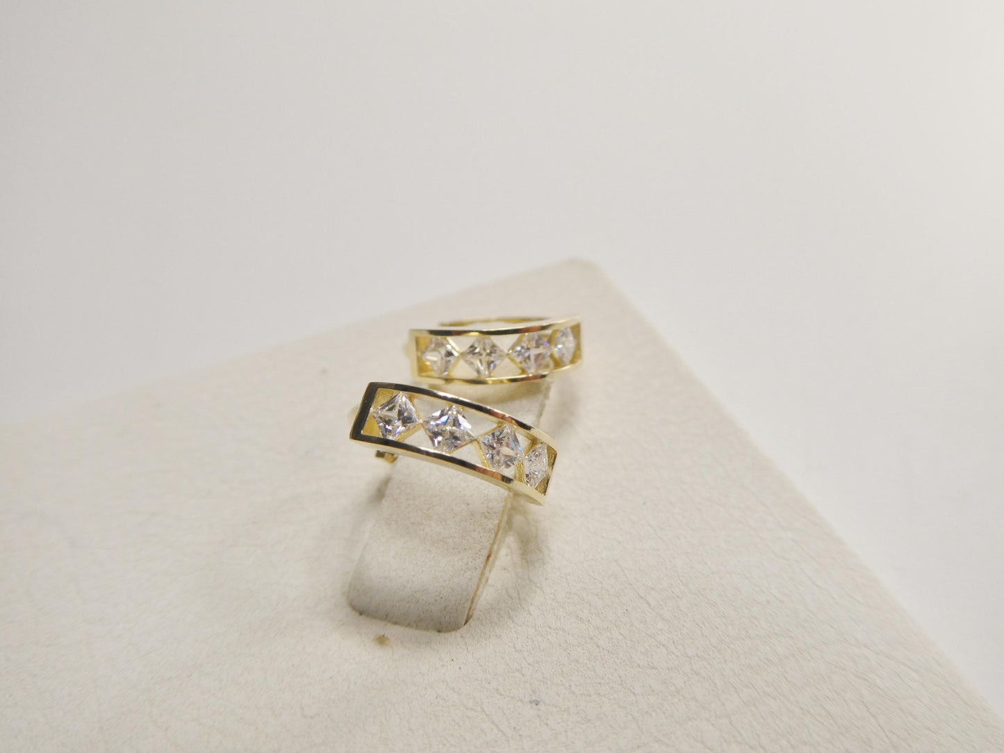real 10k solid yellow gold designer square stone hoop huggie earrings