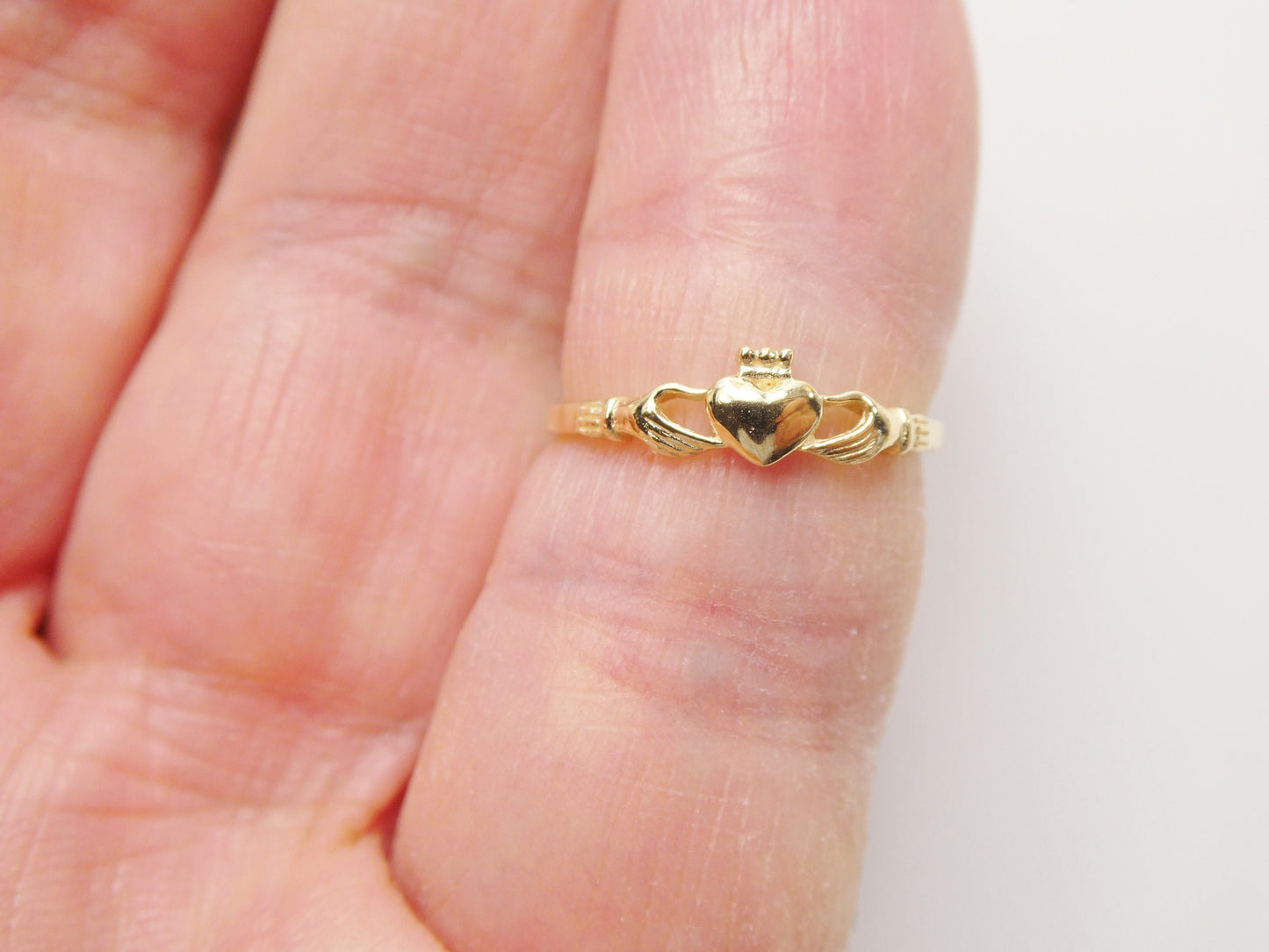 10k solid yellow gold women girl claddagh ring
