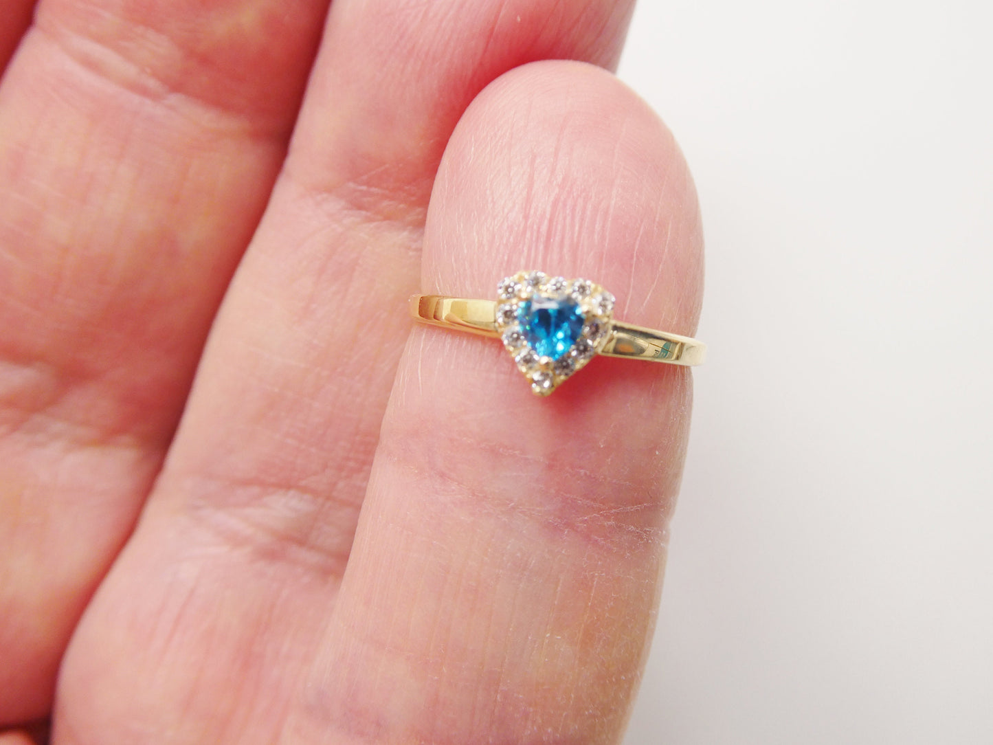 10k solid yellow gold baby children heart shaped color stone ring