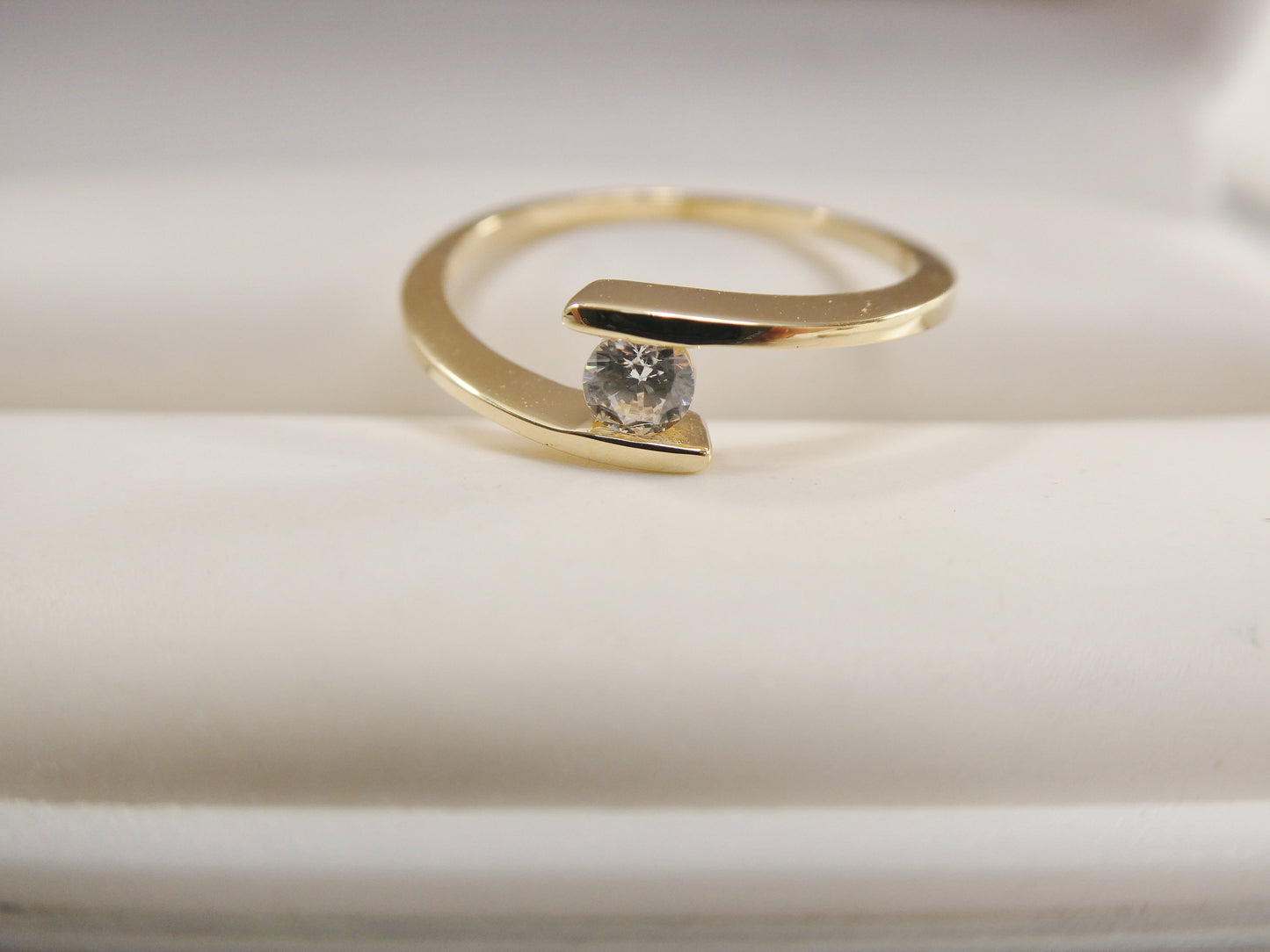 real 14k solid yellow gold women's classic micro pave setting pinky ring