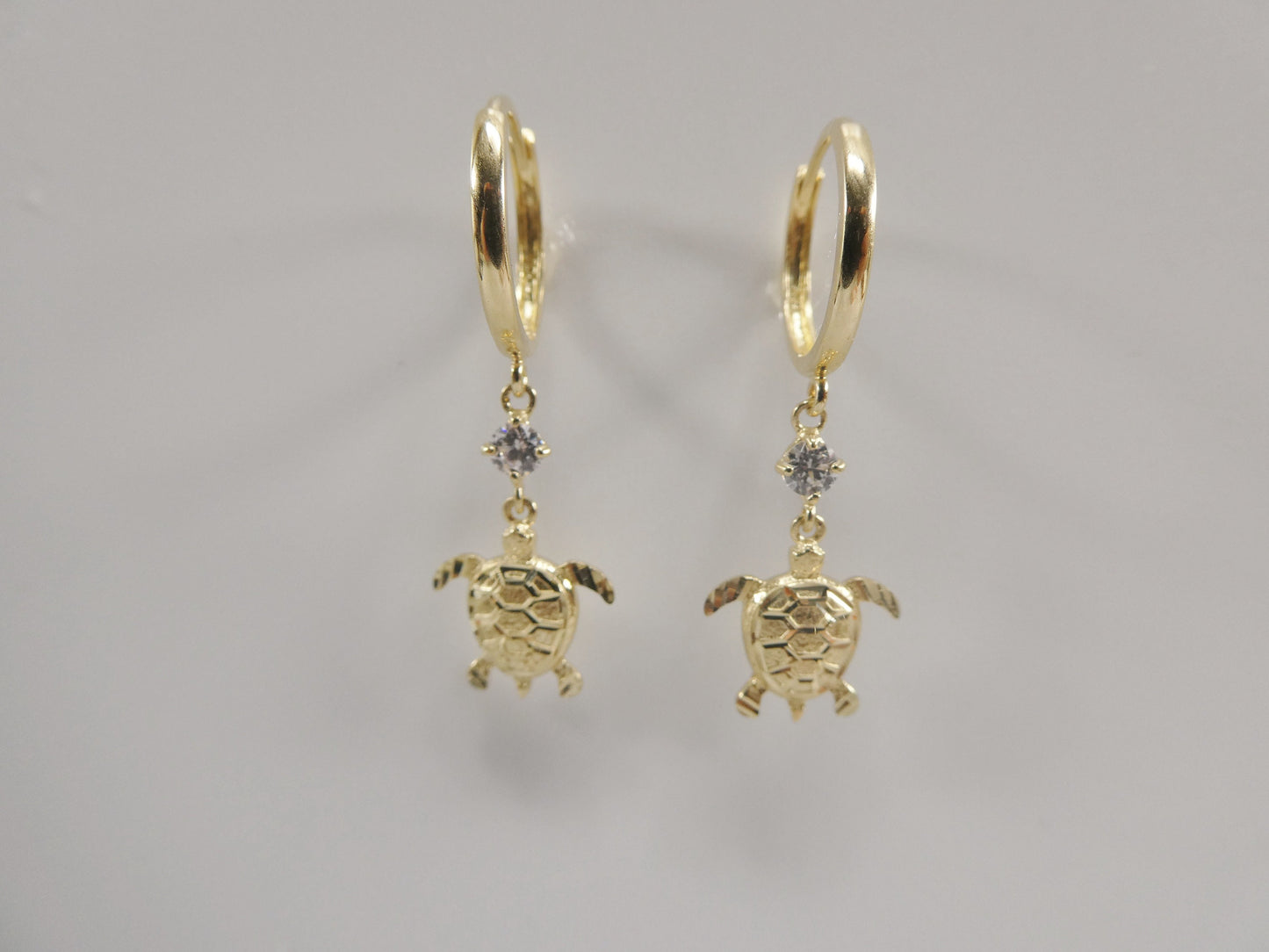 10k real yellow gold turtle dangle plain huggie earring