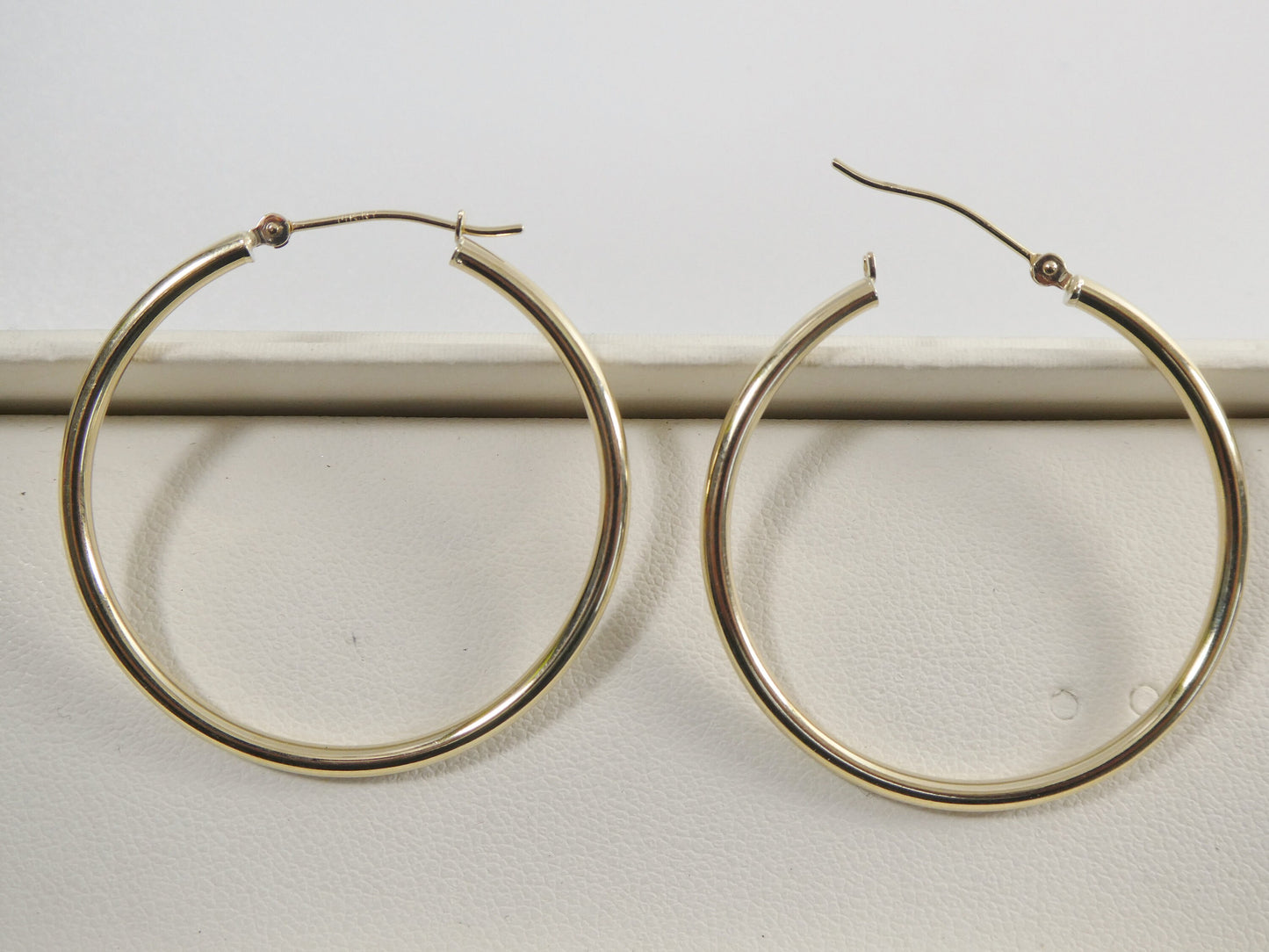 14K real solid yellow gold 2mm / 35mm round hoop earring snap closure high polish finish
