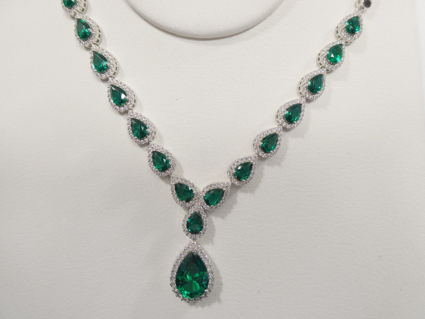 real 925 sterling silver teardrop emerald green women necklace