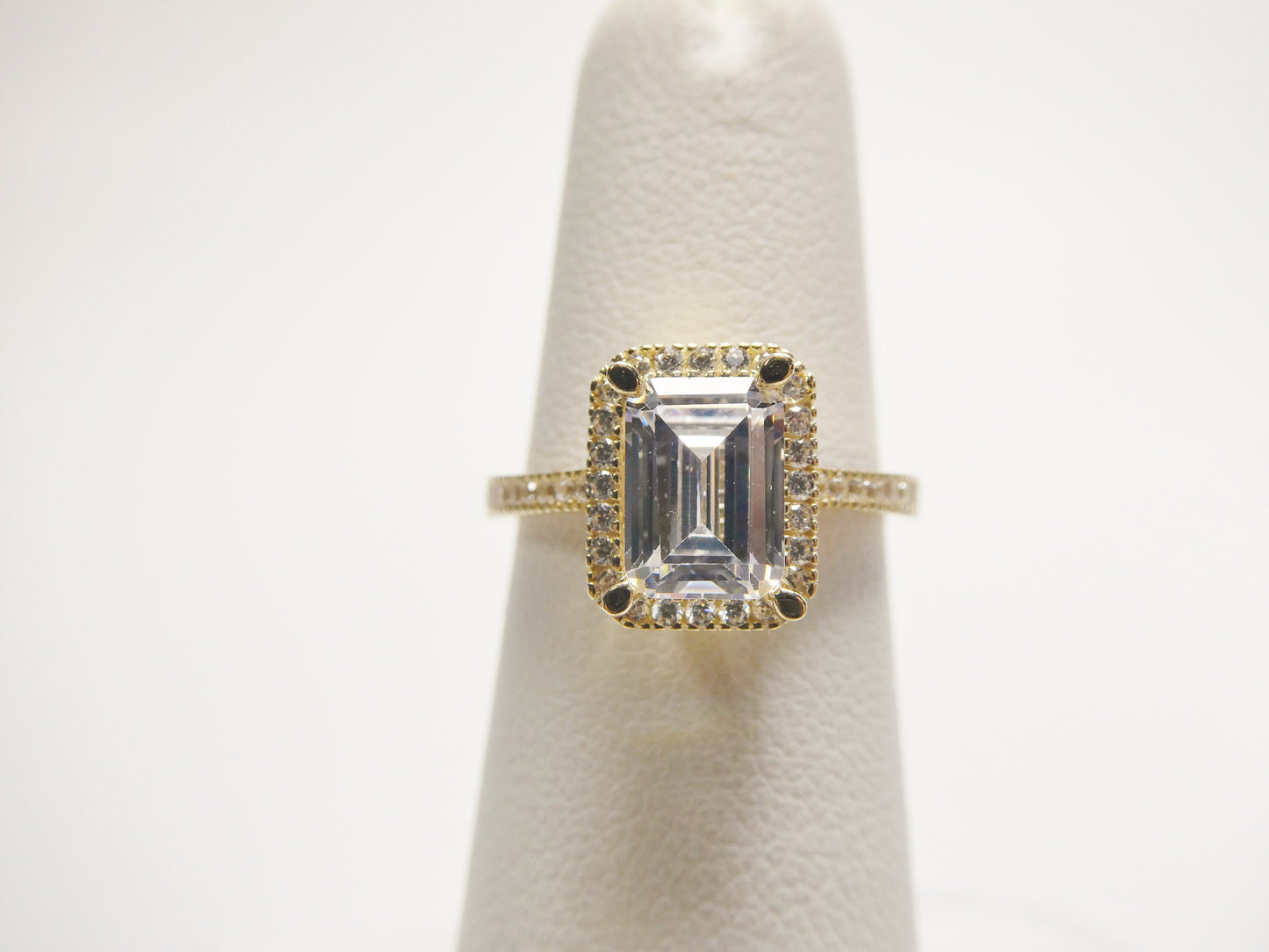 14k real solid yellow gold engagement emerald cut cubic zirconia ring