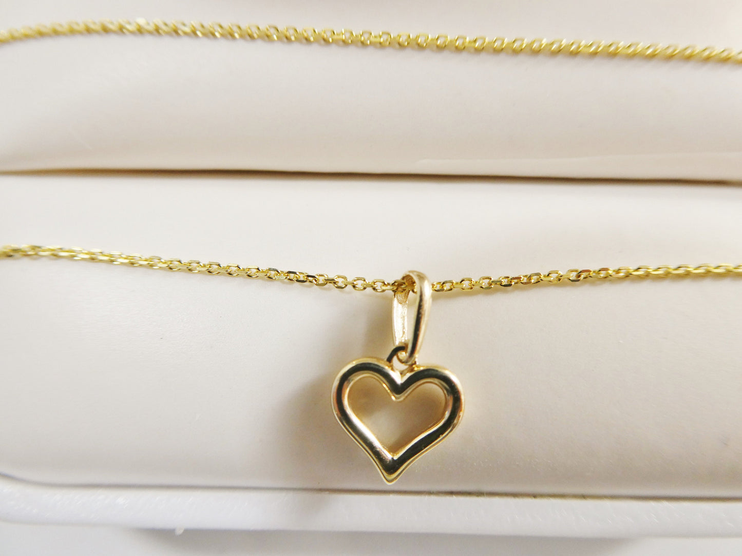 14k real solid yellow gold small heart pendent and cable necklace