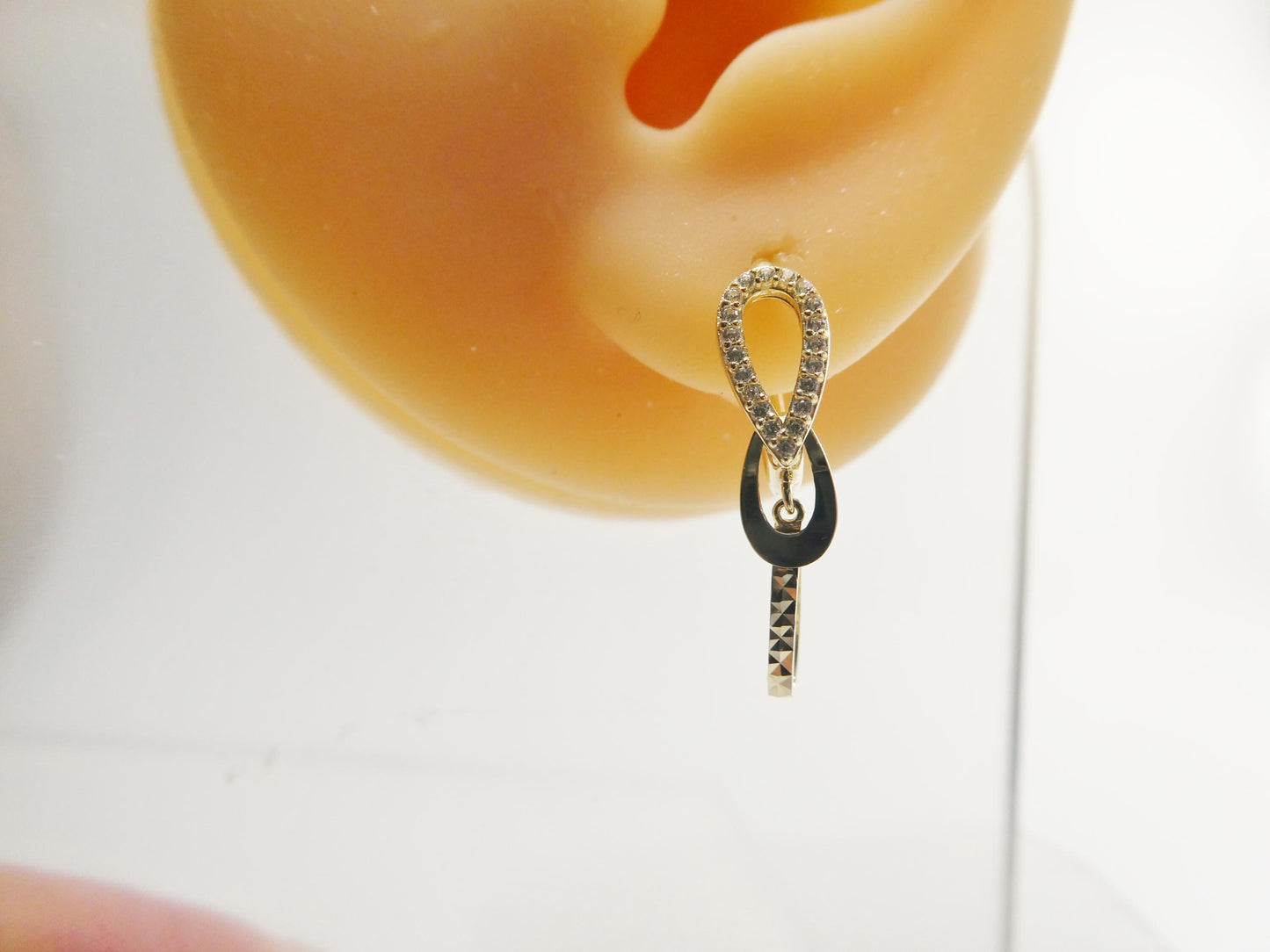 real 10k solid yellow gold designer teardrop hoop huggie earrings