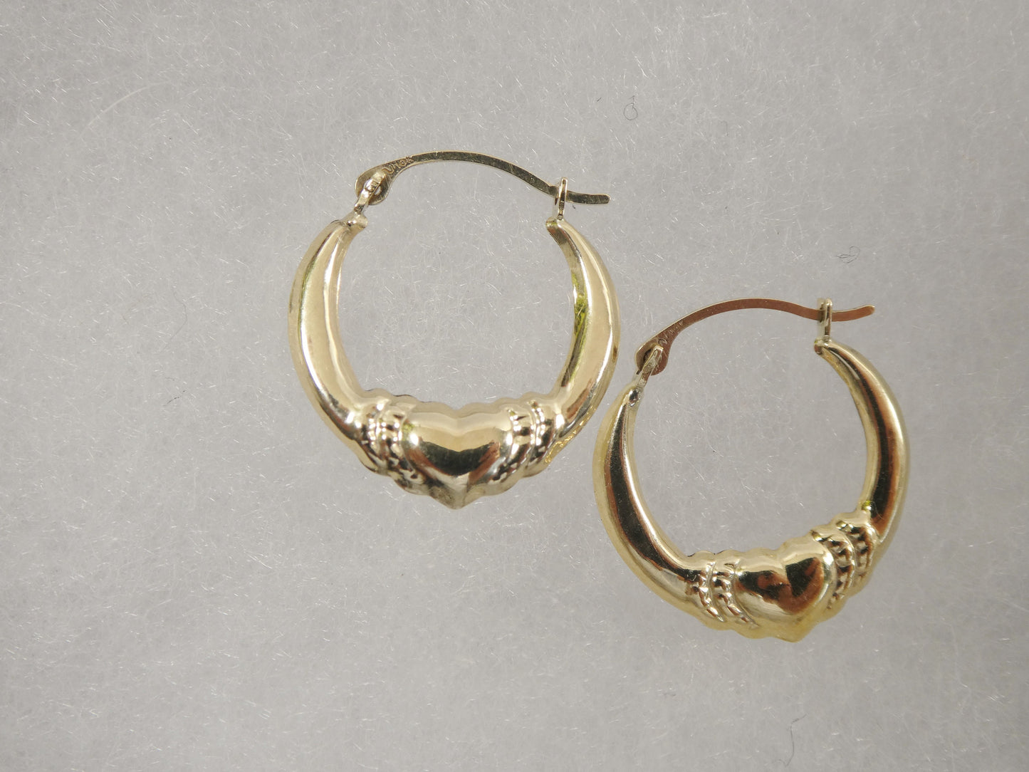 10k real solid yellow gold small heart earrings