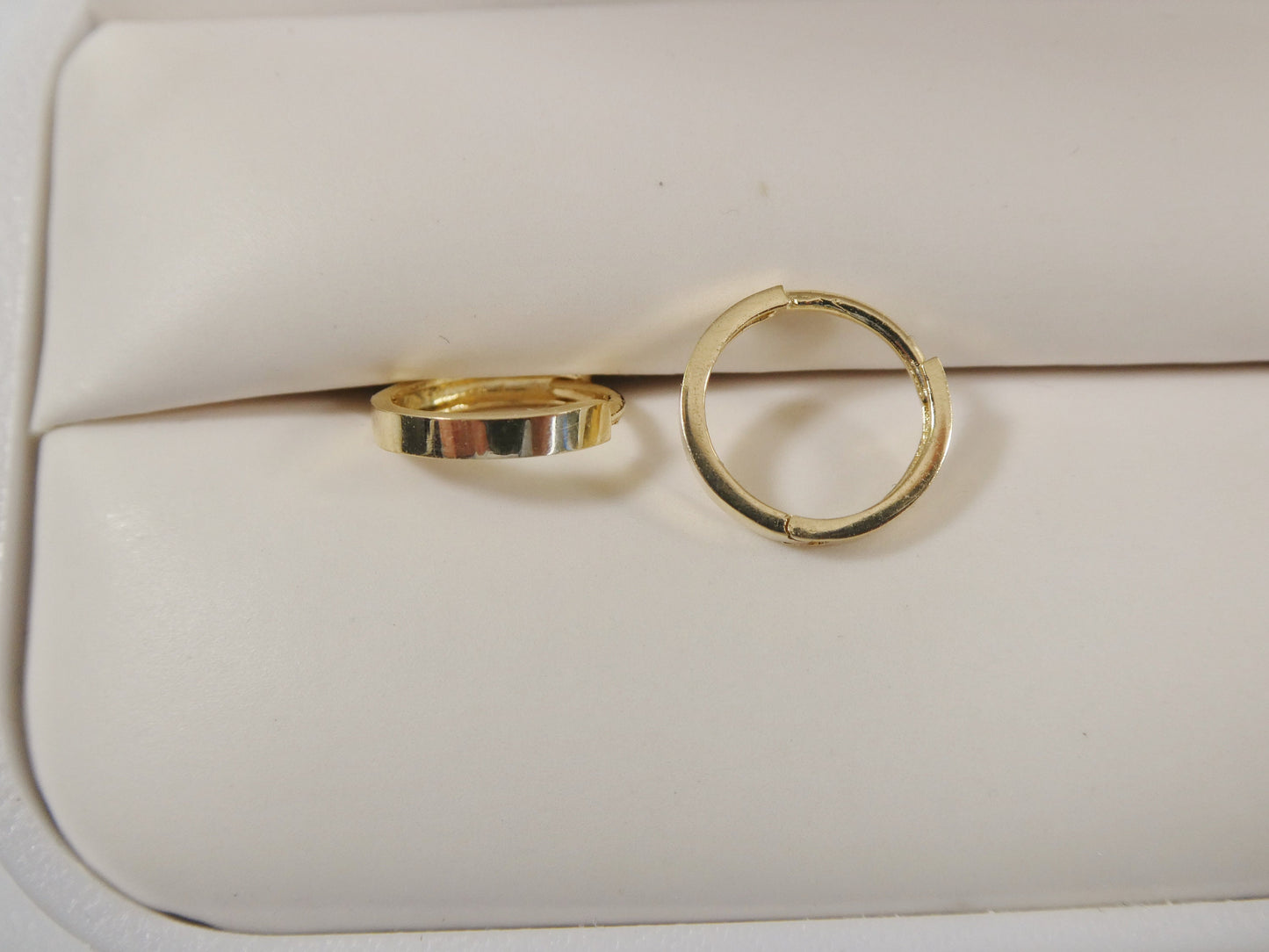 real 10k solid yellow gold 11mm high polish plain hoop huggie earring