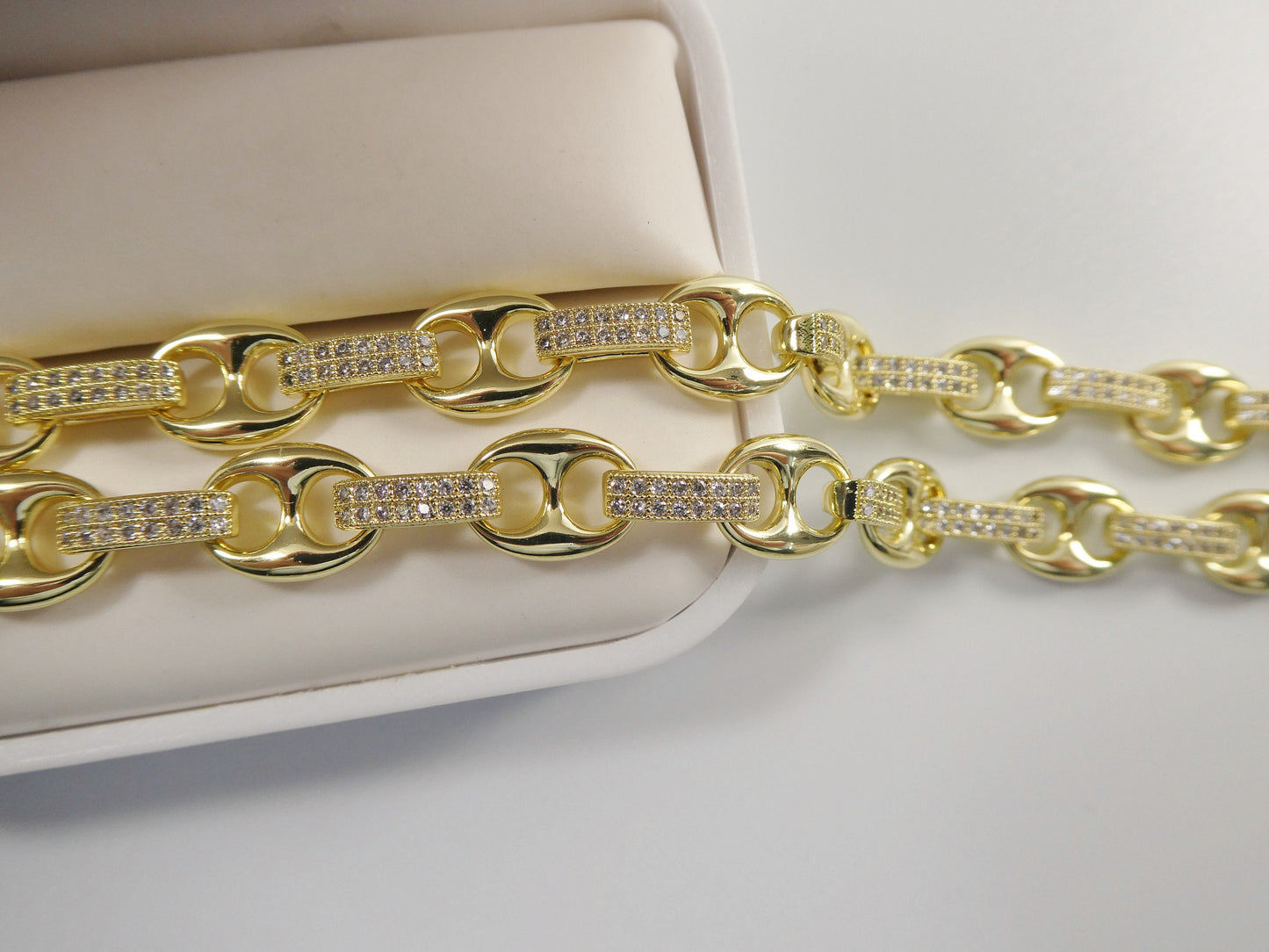 14k gold filled yellow gold puffed mariner LINK necklace