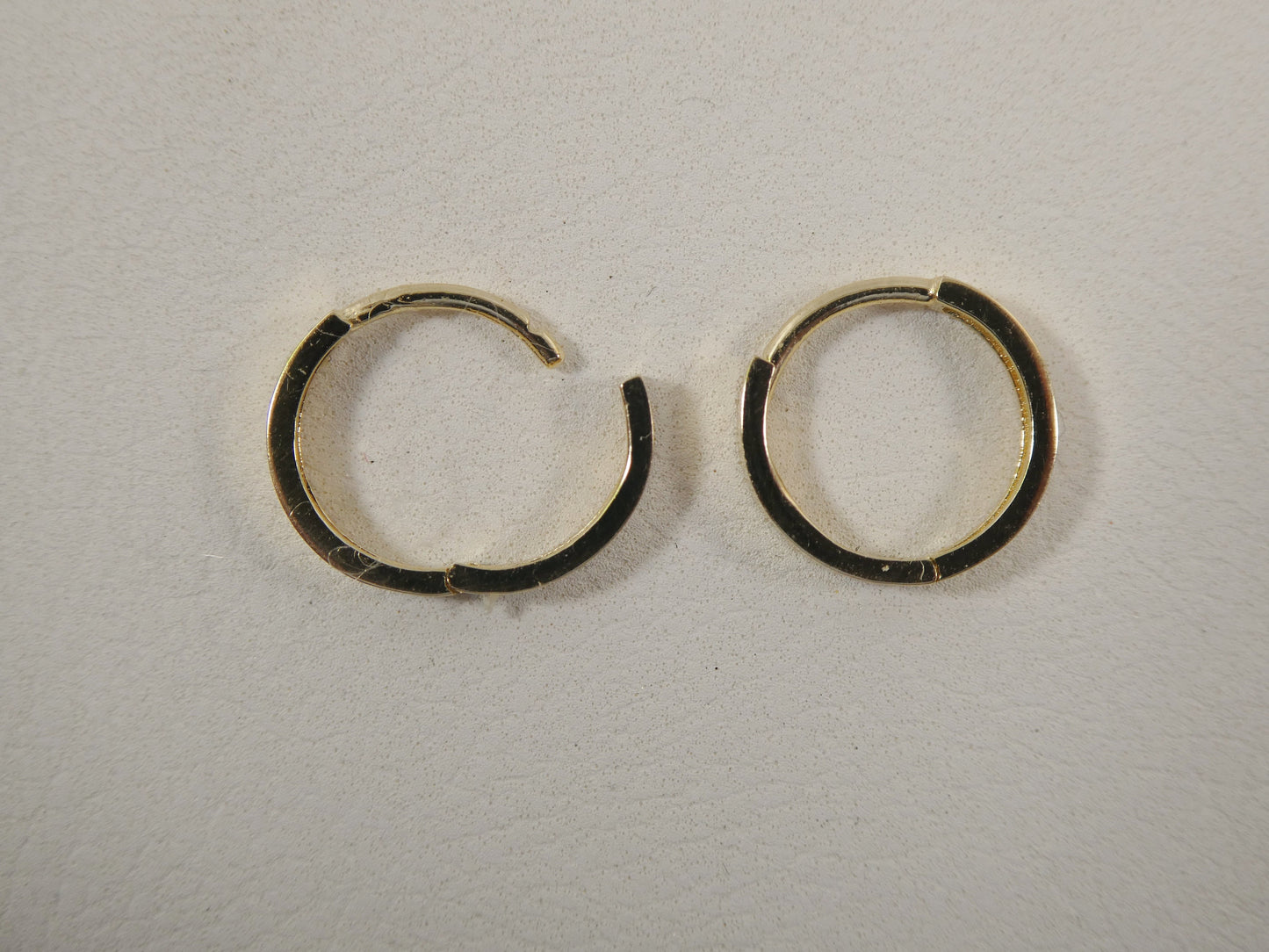 real 10k solid yellow gold 11mm high polish plain hoop huggie earring