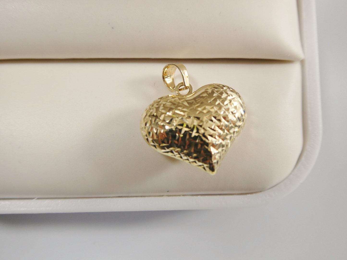 14k real solid yellow gold full diamond cut heart charm pendent