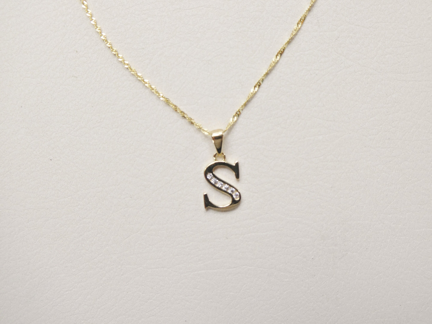 10k real solid yellow gold small initial alphabet pendent and necklace