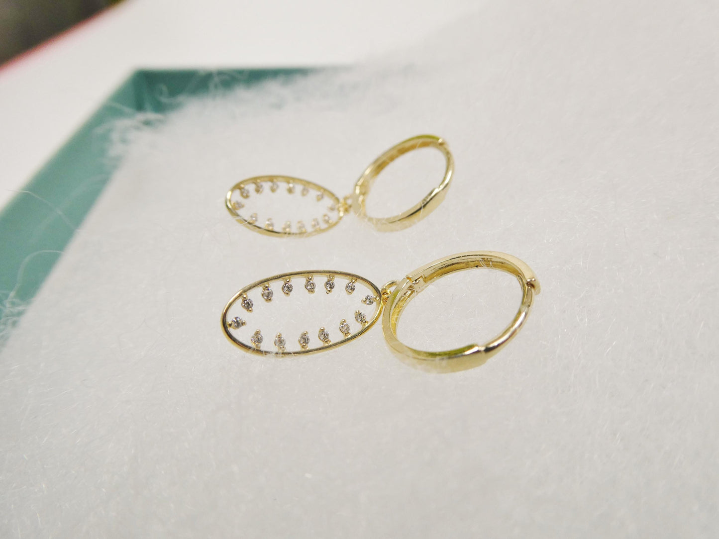 real 10k solid yellow gold oval drop hoop huggie earring