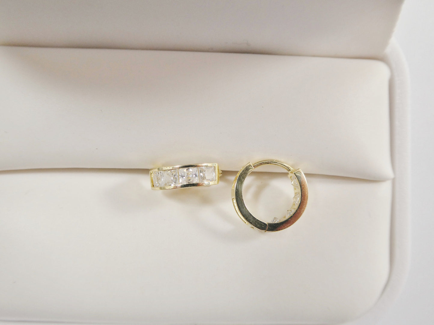real 10k solid yellow gold small 10mm hoop huggie earrings