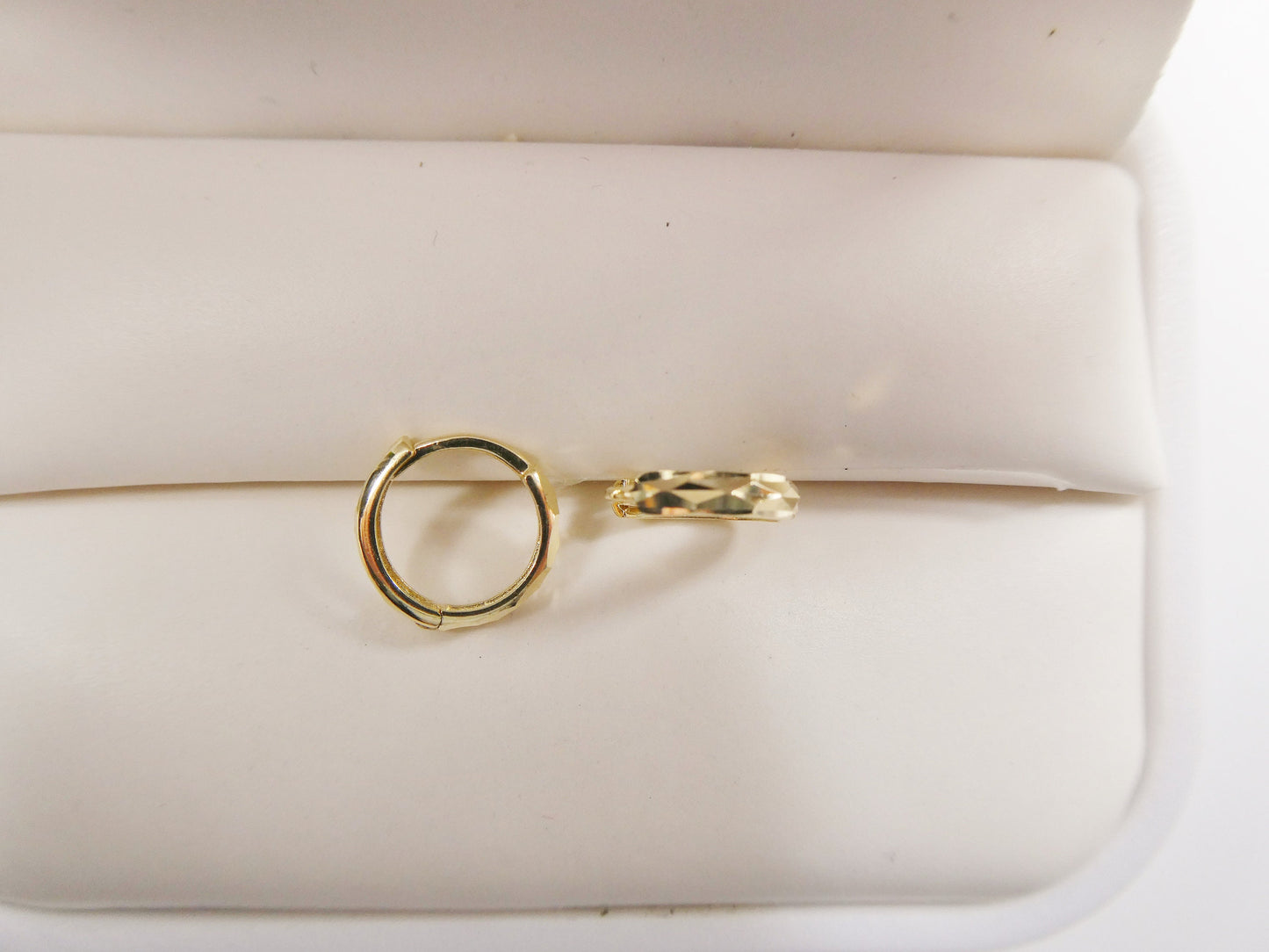 real 10k solid yellow gold diamond cut 10mm hoop huggie earring