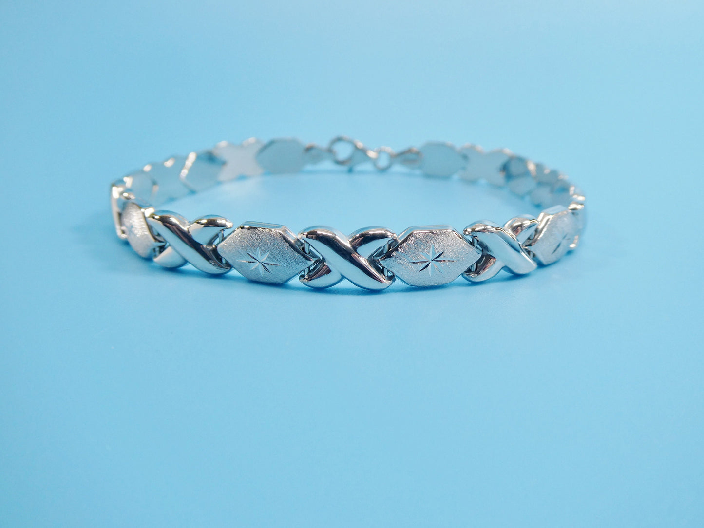 8 inch xoxo stampato bracelet 14k white gold color finish over real 925 sterling silver